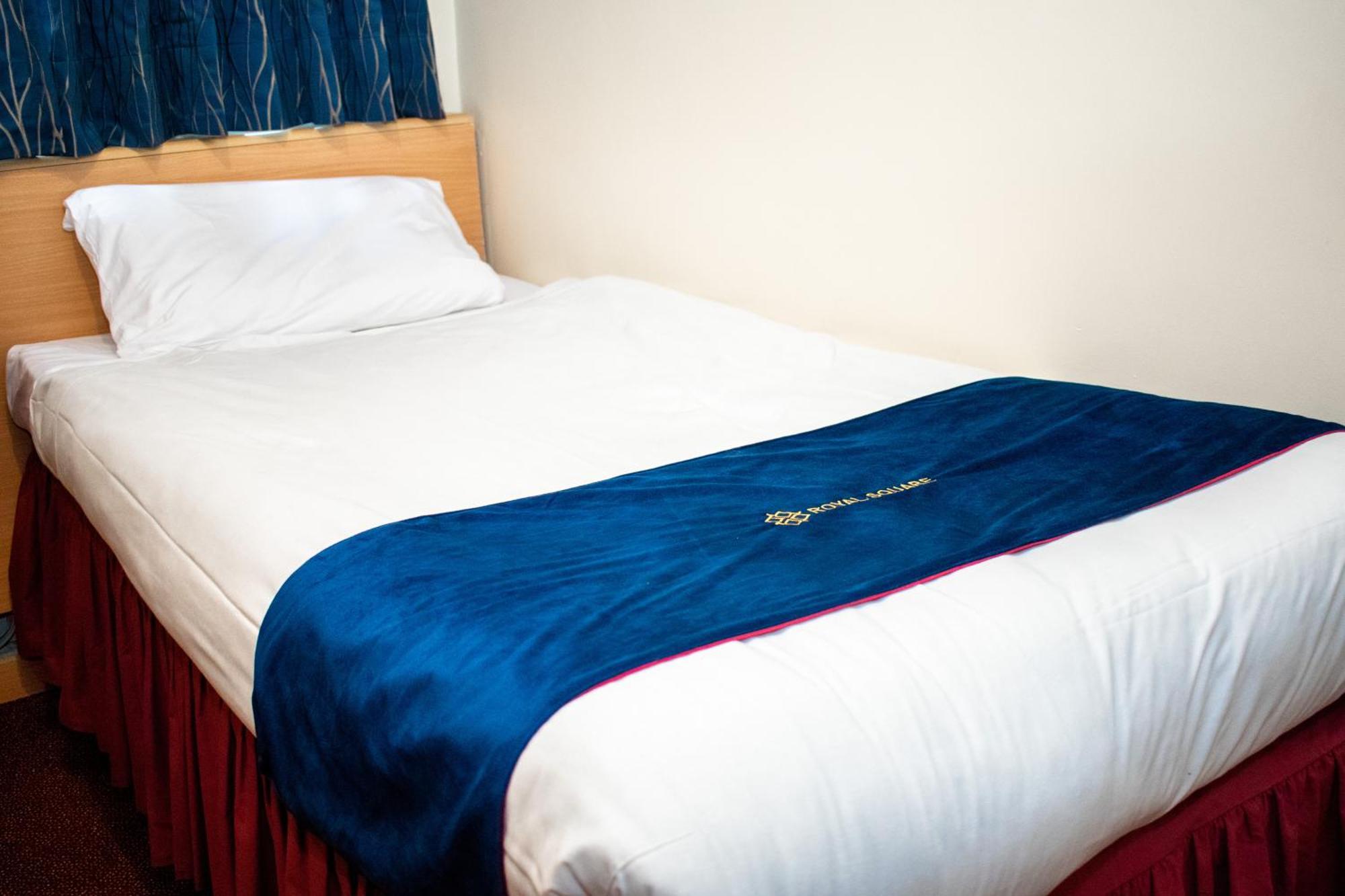 Royal Square Hotel - Nec & Birmingham Airport Marston Green Extérieur photo